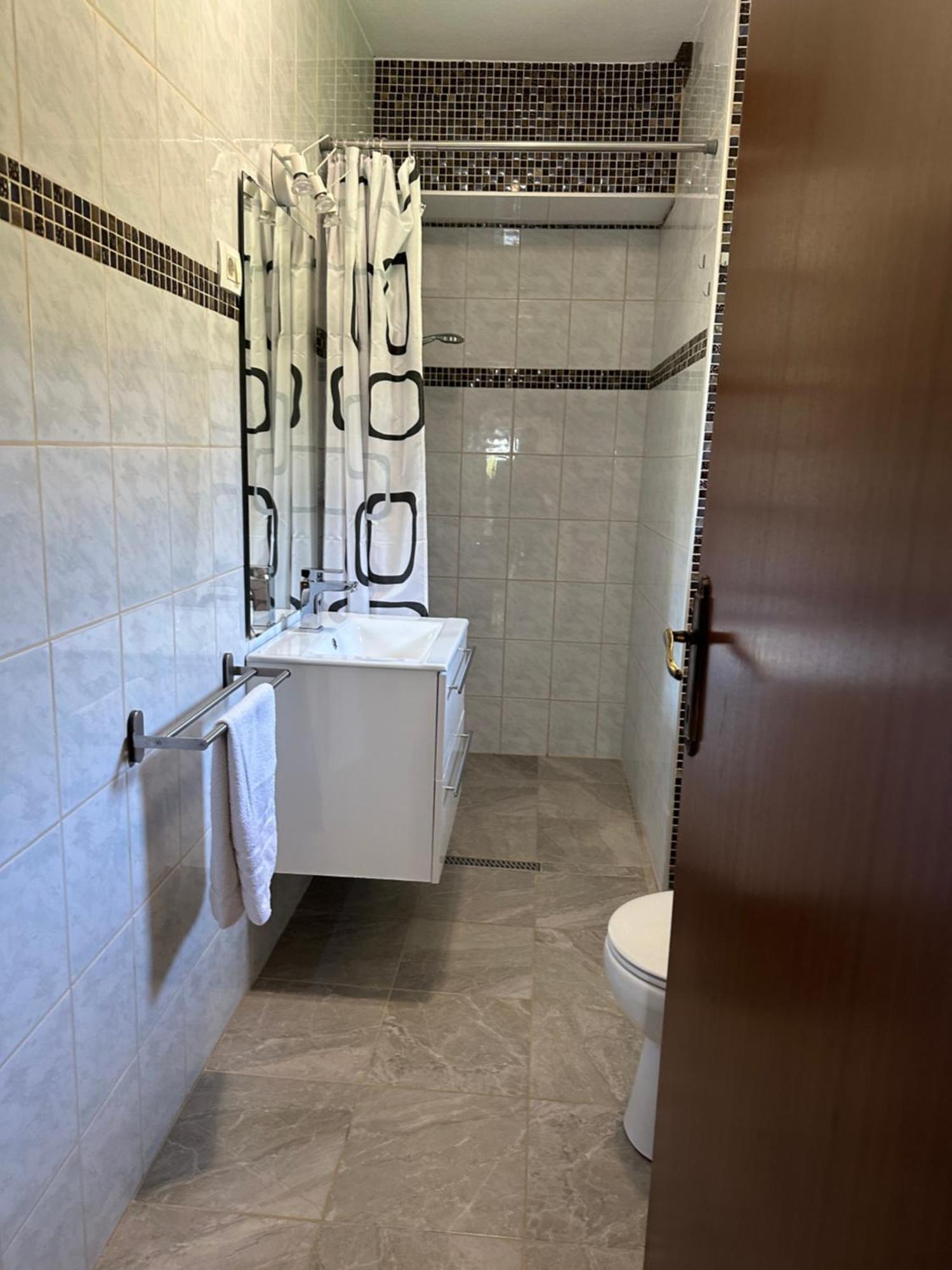 Quiet Countryside Apartments Near The City And The Sea Koper Bagian luar foto
