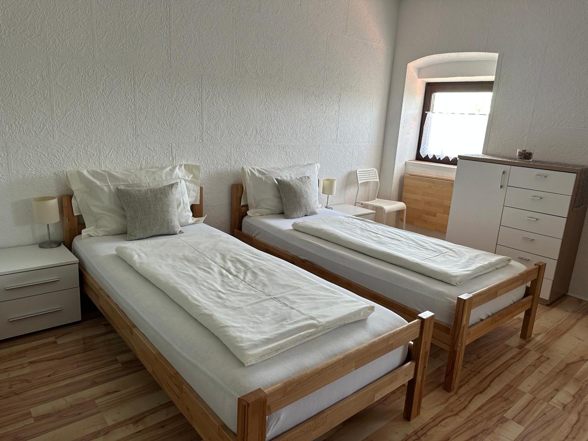 Quiet Countryside Apartments Near The City And The Sea Koper Bagian luar foto